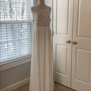 Lulu’s Forever and Always White Lace Maxi Dress